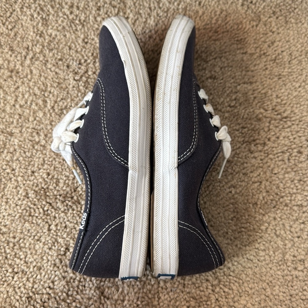 Keds - Picture 3 of 4